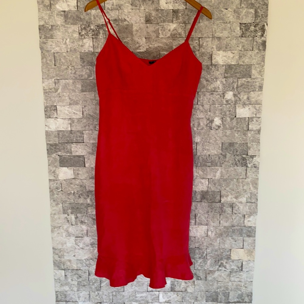 Linen dress by SISLEY, made in Italy.